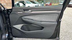 2025 (75) VOLKSWAGEN GOLF 2.0 TSI 333 R 4Motion 5dr DSG 5166976