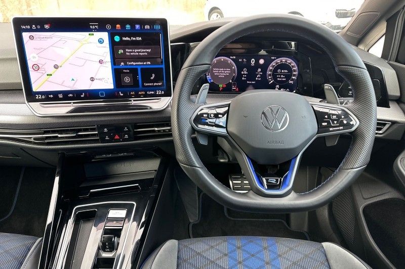 2025 (75) VOLKSWAGEN GOLF 2.0 TSI 333 R 4Motion 5dr DSG 5166986