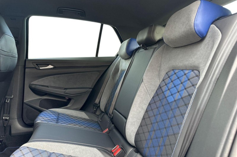 2025 (75) VOLKSWAGEN GOLF 2.0 TSI 333 R 4Motion 5dr DSG 5166969