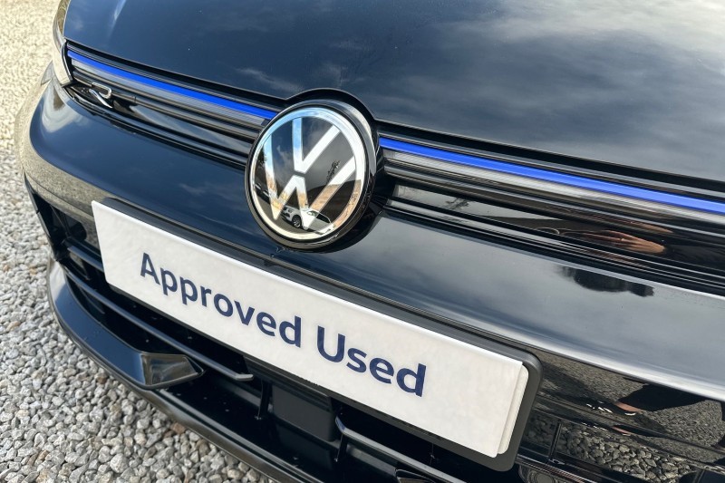 2025 (75) VOLKSWAGEN GOLF 2.0 TSI 333 R 4Motion 5dr DSG 5167002