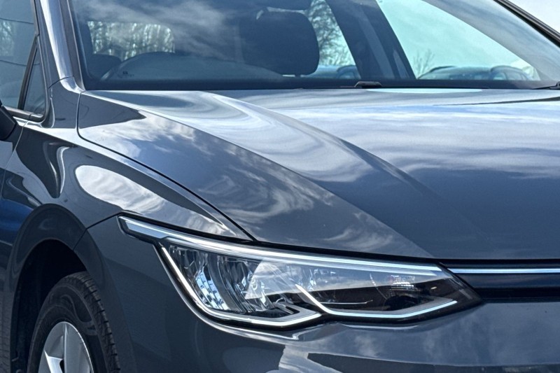 2020 (20) VOLKSWAGEN GOLF 1.5 eTSI 150 Life 5dr DSG 5189209