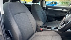 2020 (20) VOLKSWAGEN GOLF 1.5 eTSI 150 Life 5dr DSG 5189193