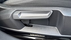 2020 (20) VOLKSWAGEN GOLF 1.5 eTSI 150 Life 5dr DSG 5189191