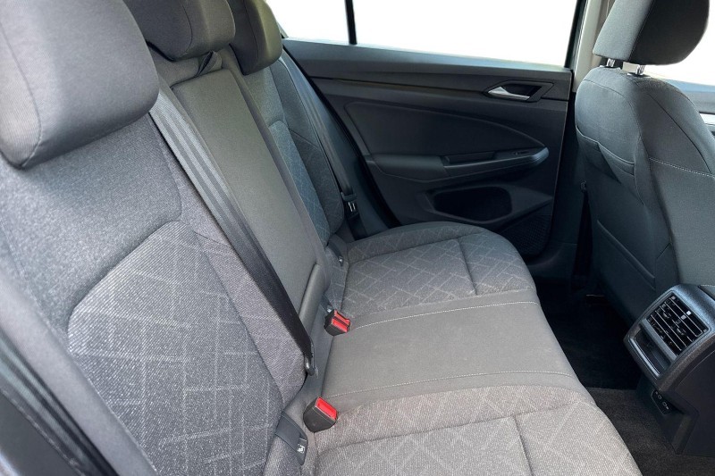 2020 (20) VOLKSWAGEN GOLF 1.5 eTSI 150 Life 5dr DSG 5189181