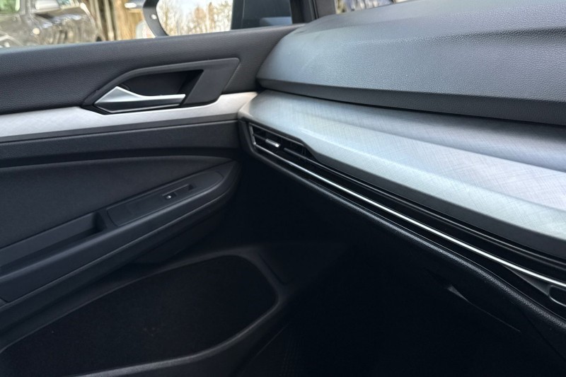 2020 (20) VOLKSWAGEN GOLF 1.5 eTSI 150 Life 5dr DSG 5189203