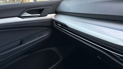 2020 (20) VOLKSWAGEN GOLF 1.5 eTSI 150 Life 5dr DSG 5189203