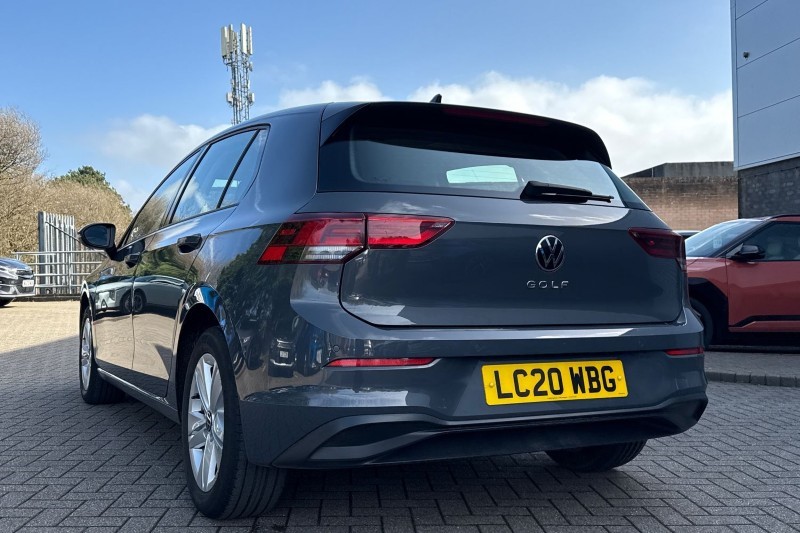 2020 (20) VOLKSWAGEN GOLF 1.5 eTSI 150 Life 5dr DSG 5189213