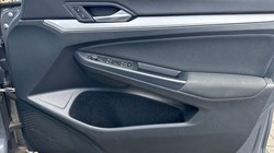 2020 (20) VOLKSWAGEN GOLF 1.5 eTSI 150 Life 5dr DSG 5189188