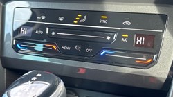 2021 (21) VOLKSWAGEN TIGUAN 1.5 TSI 150 Life 5dr DSG 5217546