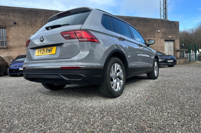 2021 (21) VOLKSWAGEN TIGUAN 1.5 TSI 150 Life 5dr DSG 5217556