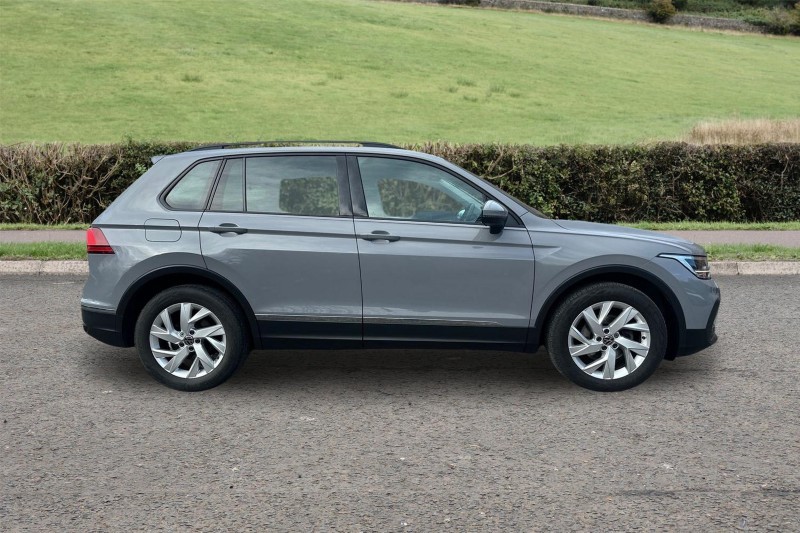 2021 (21) VOLKSWAGEN TIGUAN 1.5 TSI 150 Life 5dr DSG 5217526