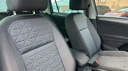 2021 (21) VOLKSWAGEN TIGUAN 1.5 TSI 150 Life 5dr DSG 5217537