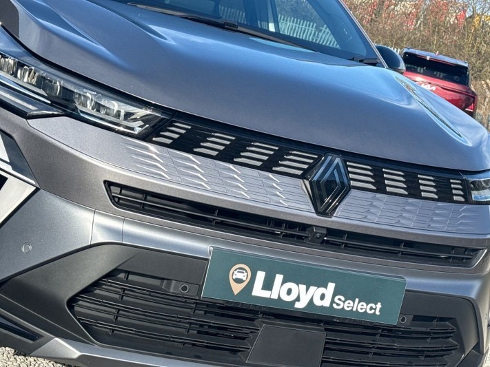 2024 (74) RENAULT SYMBIOZ 1.6 E-Tech FHEV 145 Iconic Esprit Alpine 5dr Auto 5178755