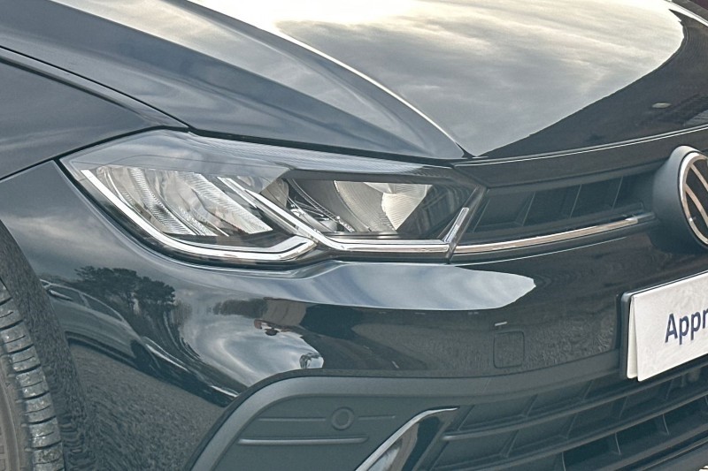 2025 (75) VOLKSWAGEN POLO 1.0 TSI Life 5dr DSG 5199401