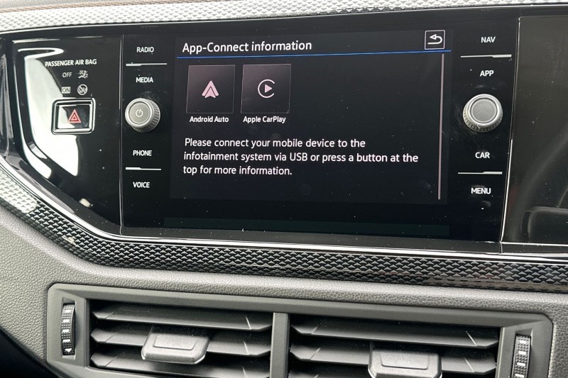 2025 (75) VOLKSWAGEN POLO 1.0 TSI Life 5dr DSG 5199392