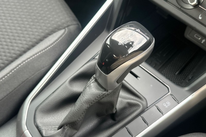 2025 (75) VOLKSWAGEN POLO 1.0 TSI Life 5dr DSG 5199395