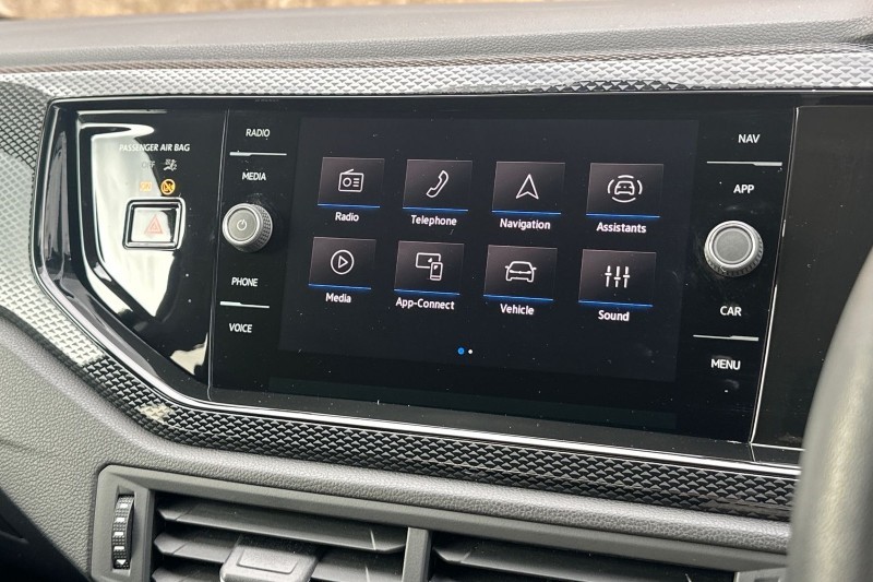 2025 (75) VOLKSWAGEN POLO 1.0 TSI Life 5dr DSG 5199390