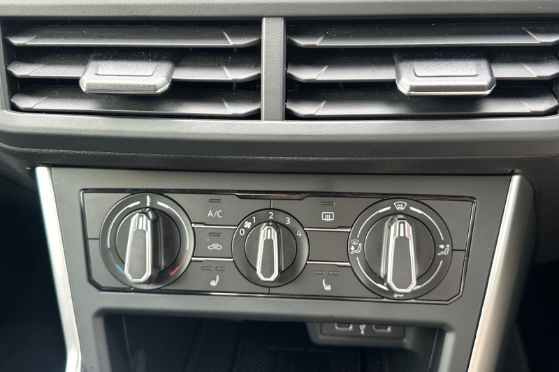 2025 (75) VOLKSWAGEN POLO 1.0 TSI Life 5dr DSG 5199393