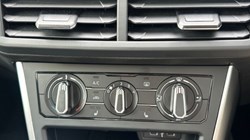 2025 (75) VOLKSWAGEN POLO 1.0 TSI Life 5dr DSG 5199393