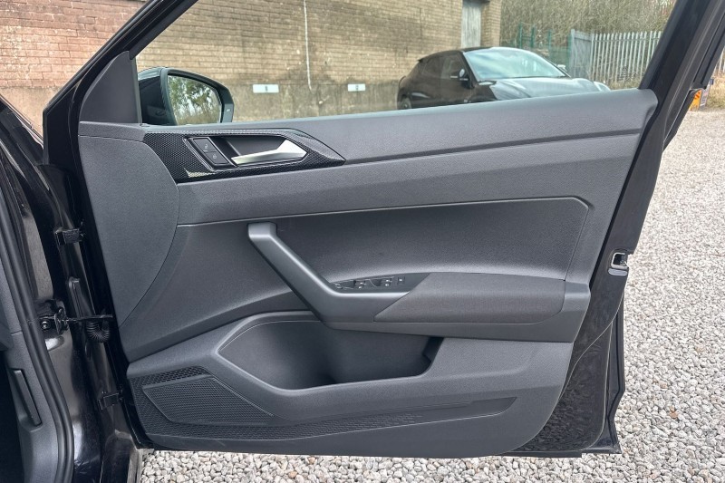 2025 (75) VOLKSWAGEN POLO 1.0 TSI Life 5dr DSG 5199379