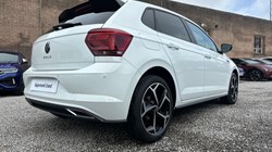2021 (21) VOLKSWAGEN POLO 1.0 TSI 110 R-Line 5dr 5228499