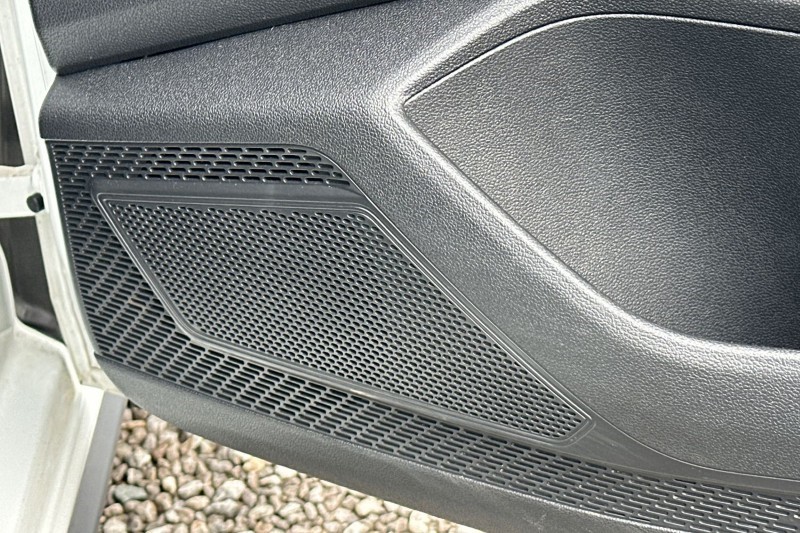 2021 (21) VOLKSWAGEN POLO 1.0 TSI 110 R-Line 5dr 5228476