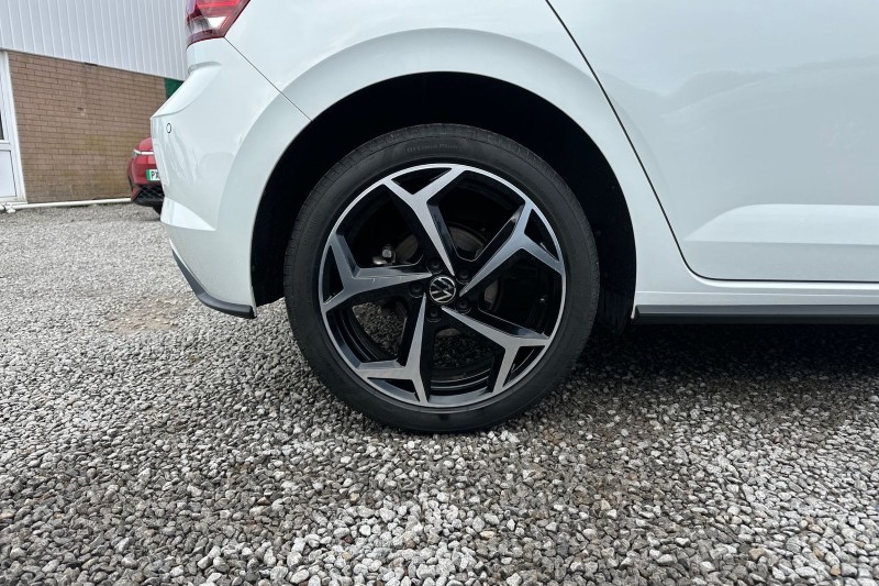 2021 (21) VOLKSWAGEN POLO 1.0 TSI 110 R-Line 5dr 5228472