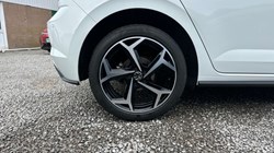 2021 (21) VOLKSWAGEN POLO 1.0 TSI 110 R-Line 5dr 5228472