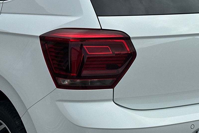 2021 (21) VOLKSWAGEN POLO 1.0 TSI 110 R-Line 5dr 5228498