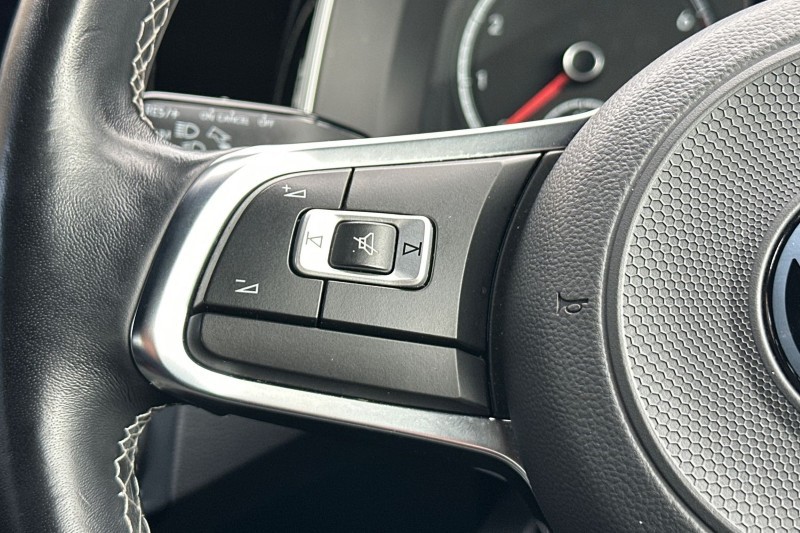 2021 (21) VOLKSWAGEN POLO 1.0 TSI 110 R-Line 5dr 5228482