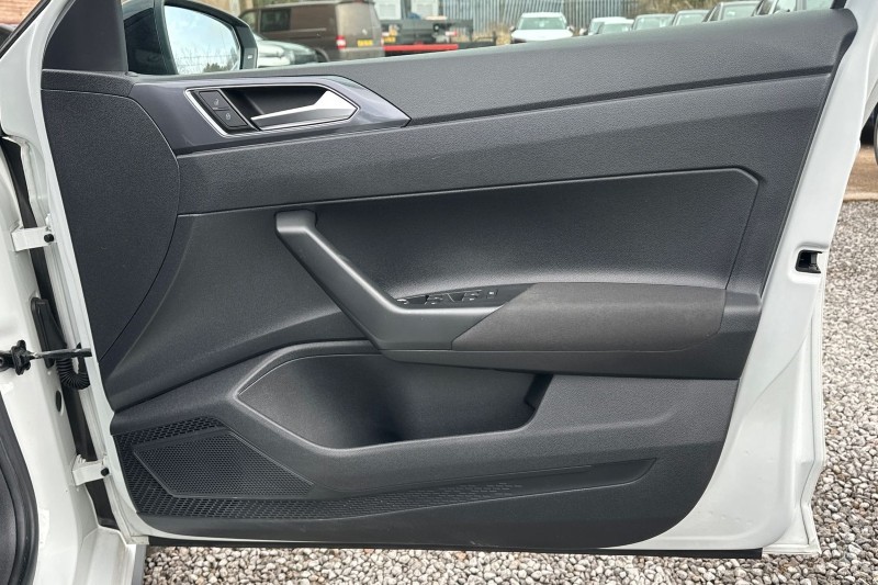 2021 (21) VOLKSWAGEN POLO 1.0 TSI 110 R-Line 5dr 5228475