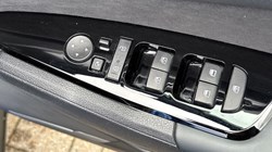 2025 (25) KIA SPORTAGE 1.6T GDi 157 48V ISG GT-Line 5dr 5185595