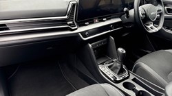 2025 (25) KIA SPORTAGE 1.6T GDi 157 48V ISG GT-Line 5dr 5185614