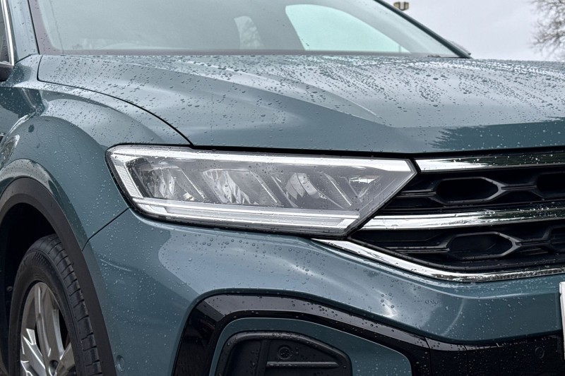 2023 (23) VOLKSWAGEN T-ROC 2.0 TDI 150 EVO R-Line 5dr 5186038