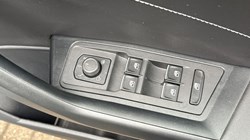 2023 (23) VOLKSWAGEN T-ROC 2.0 TDI 150 EVO R-Line 5dr 5186017