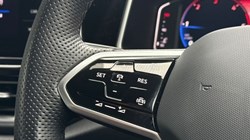 2023 (23) VOLKSWAGEN T-ROC 2.0 TDI 150 EVO R-Line 5dr 5186022