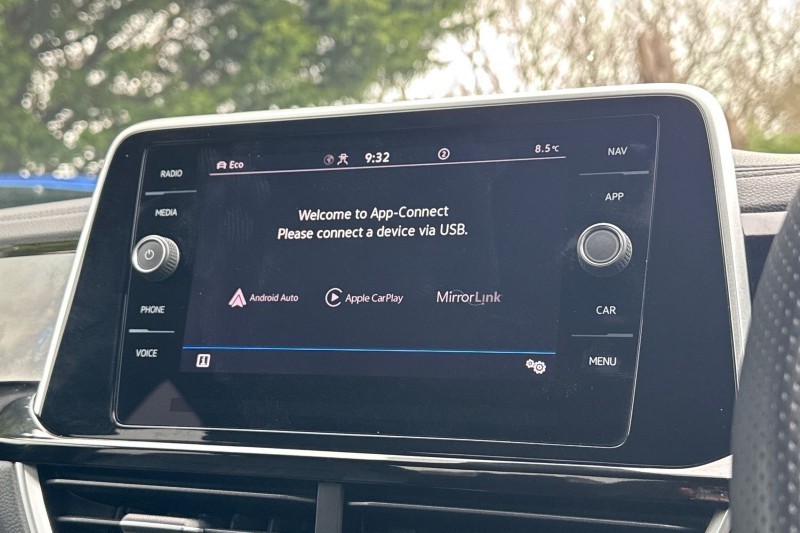 2023 (23) VOLKSWAGEN T-ROC 2.0 TDI 150 EVO R-Line 5dr 5186028