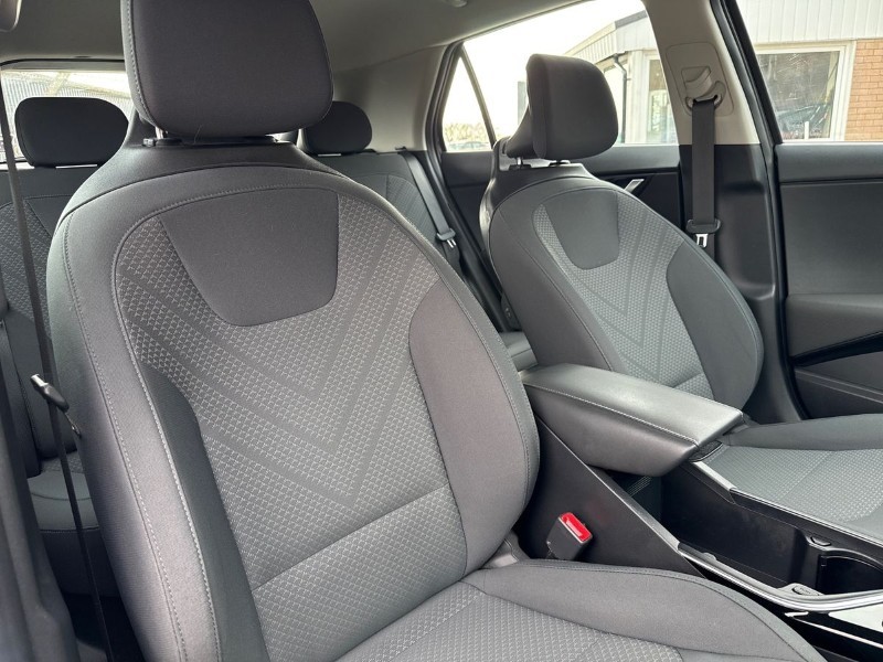 2023 (23) KIA NIRO 1.6 GDi Hybrid 2 5dr DCT 5203036