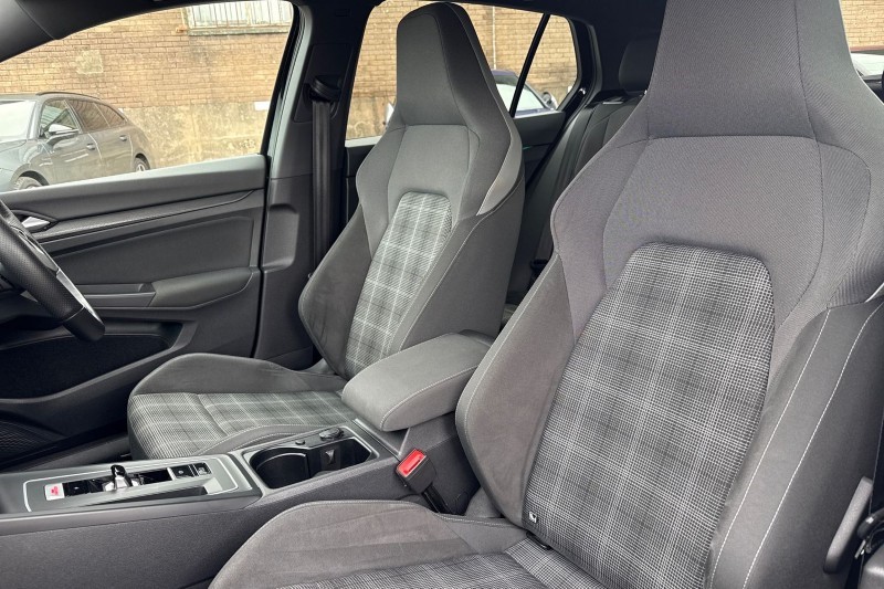 2021 (21) VOLKSWAGEN GOLF 2.0 TDI 200 GTD 5dr DSG 5249108