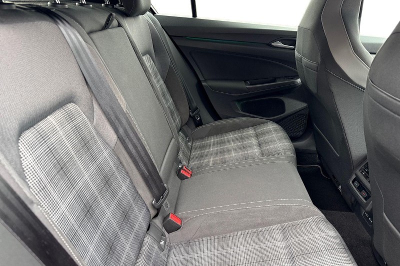2021 (21) VOLKSWAGEN GOLF 2.0 TDI 200 GTD 5dr DSG 5249083