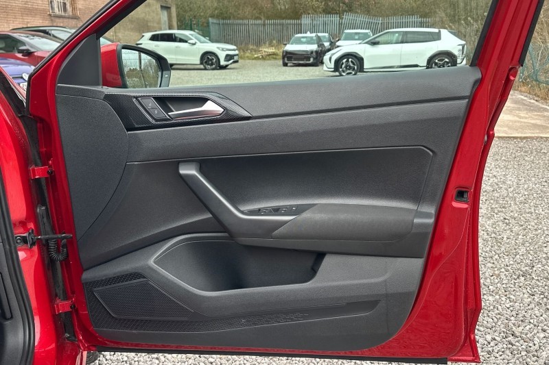 2021 (71) VOLKSWAGEN POLO 1.0 TSI Life 5dr 5225477