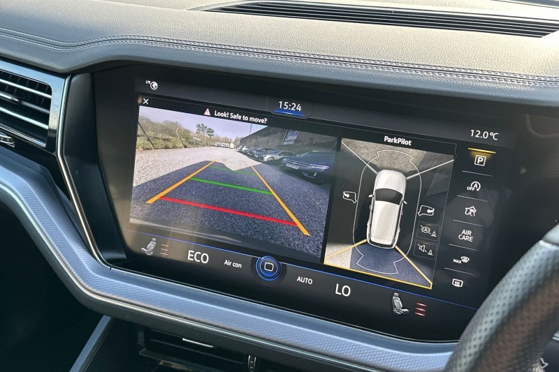 2023 (23) VOLKSWAGEN TOUAREG 3.0 V6 TDI 4Motion Black Edition 5dr Tip Auto 5189615