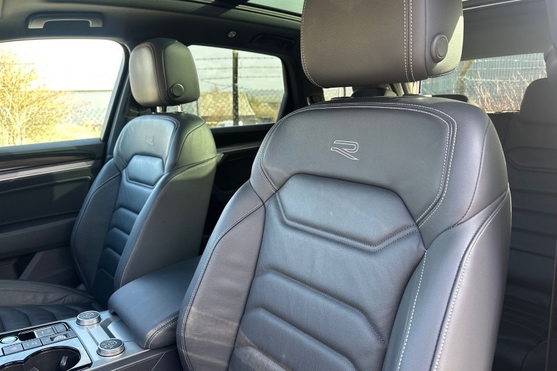 2023 (23) VOLKSWAGEN TOUAREG 3.0 V6 TDI 4Motion Black Edition 5dr Tip Auto 5189622