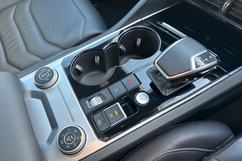 2023 (23) VOLKSWAGEN TOUAREG 3.0 V6 TDI 4Motion Black Edition 5dr Tip Auto 5189621