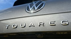2023 (23) VOLKSWAGEN TOUAREG 3.0 V6 TDI 4Motion Black Edition 5dr Tip Auto 5189632