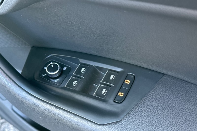 2023 (23) VOLKSWAGEN TOUAREG 3.0 V6 TDI 4Motion Black Edition 5dr Tip Auto 5189604