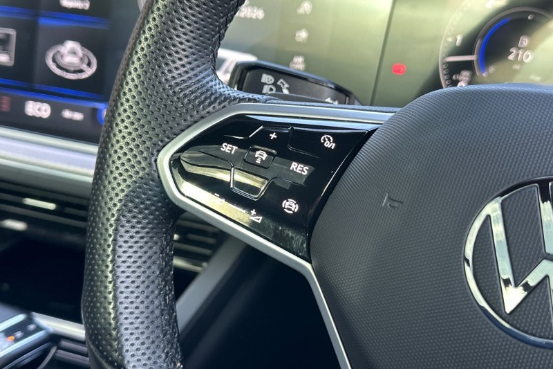 2023 (23) VOLKSWAGEN TOUAREG 3.0 V6 TDI 4Motion Black Edition 5dr Tip Auto 5189609