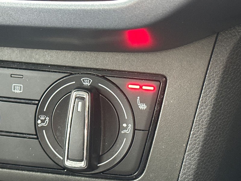 2018 (18) SEAT ARONA 1.6 TDI 115 SE Technology Lux 5dr 5232868