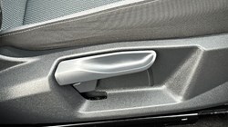 2018 (18) SEAT ARONA 1.6 TDI 115 SE Technology Lux 5dr 5232857