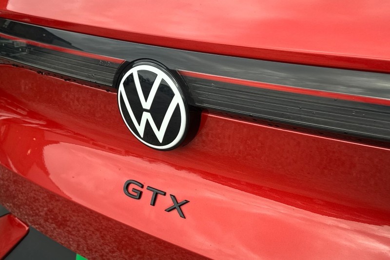 2025 (75) VOLKSWAGEN ID.4 250kW 4MOTION GTX Edition 79kWh 5dr Auto 5233698